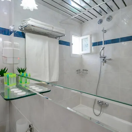 فندق Eona By Greek Pride 5*